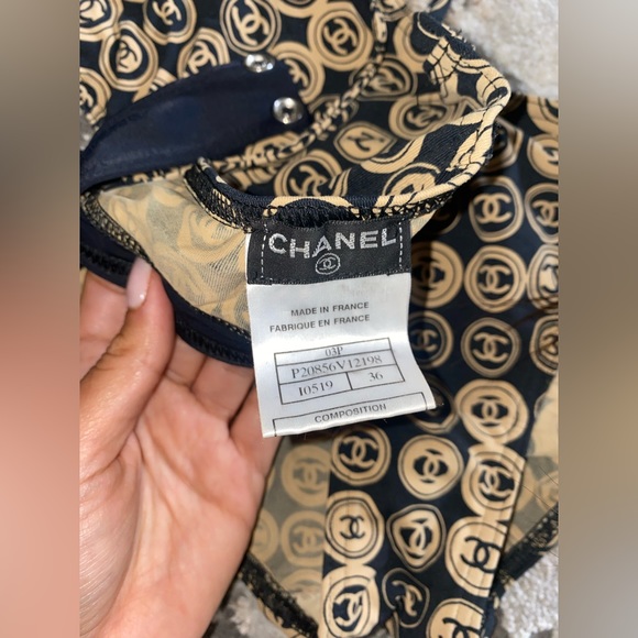 AUTH RARE CHANEL BIKINI size 36 (small) great condition 🖤 - Picture 5 of 8